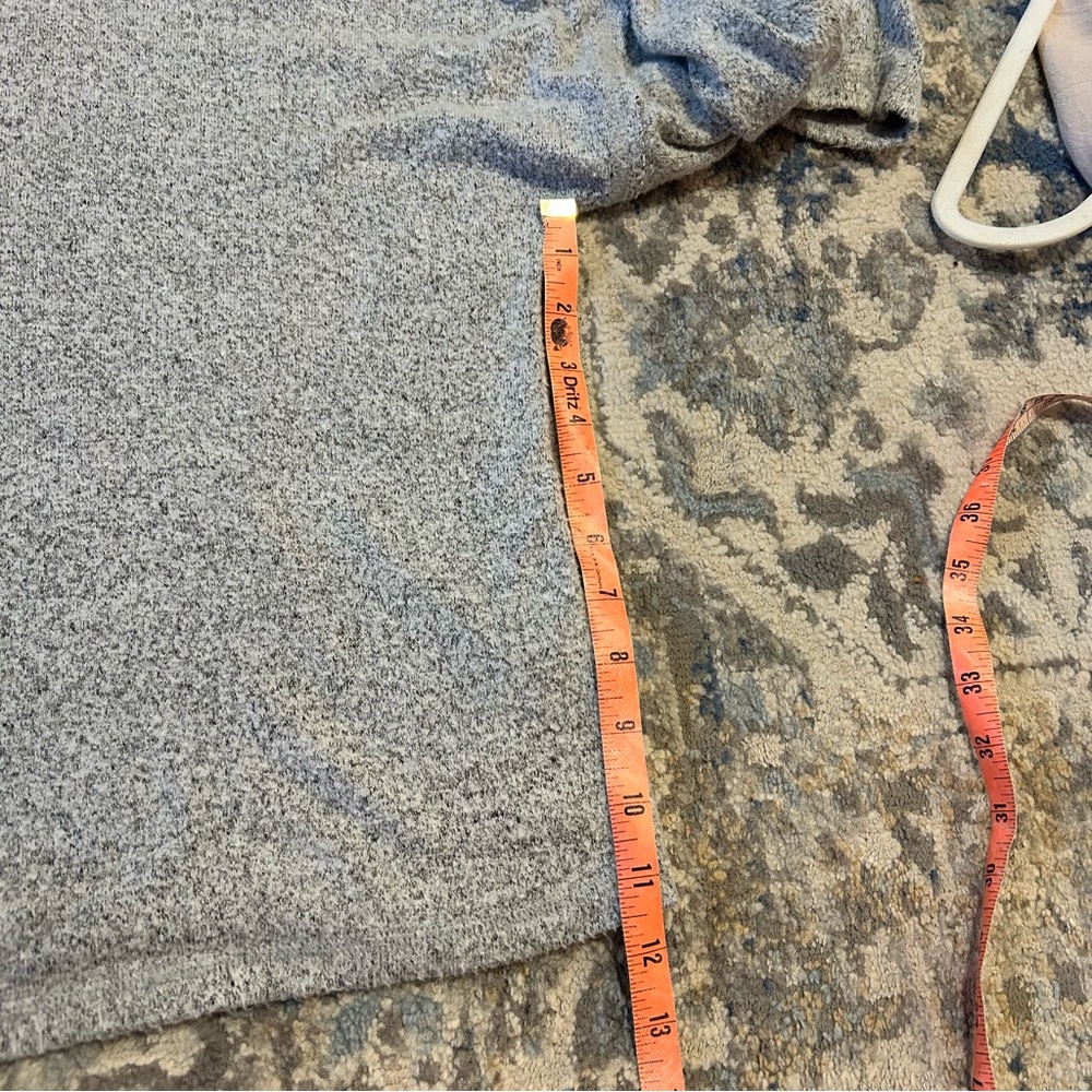 Urban Outfitters Out From Under Women’s Large L Gray Grey Cardigan Sweater - Picture 4 of 8